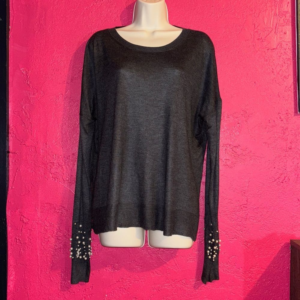 Zara Knit Steel gray lightweight sweater. Faux pearls on long sleeves. Sz large